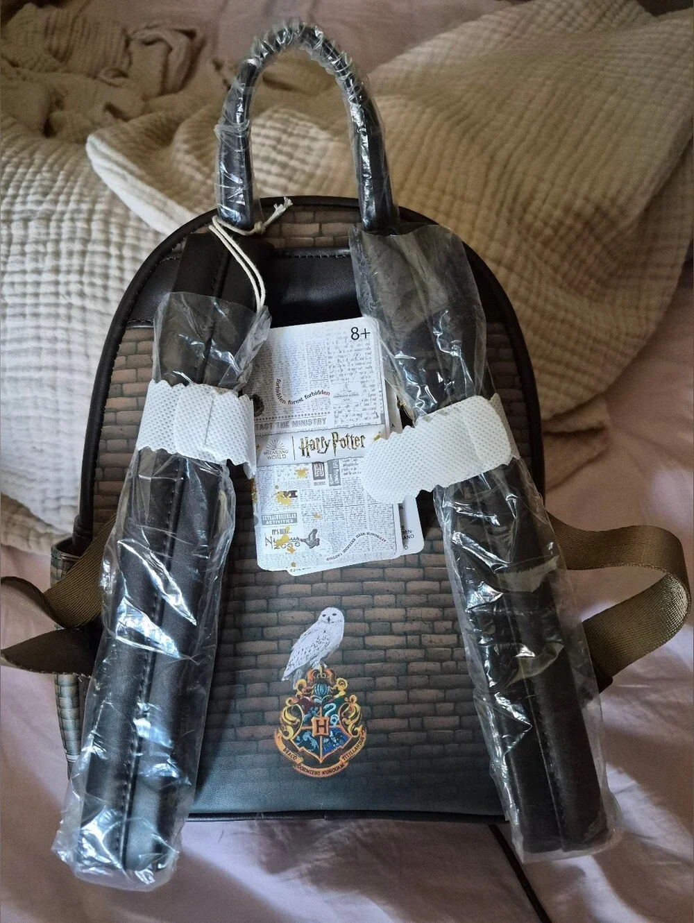 NWT Loungefly Harry Potter Great Hall Window Mini Backpack - Black & Gold